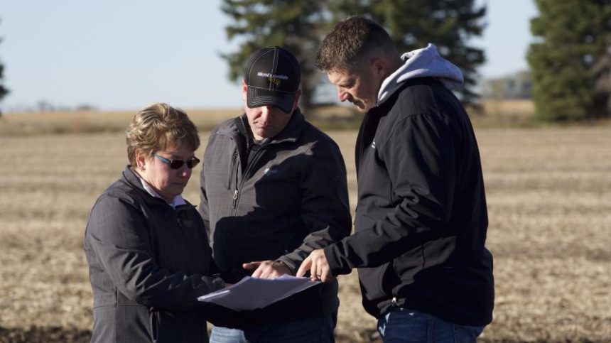 Free CropLife Media Webinar to Focus on Farm Data