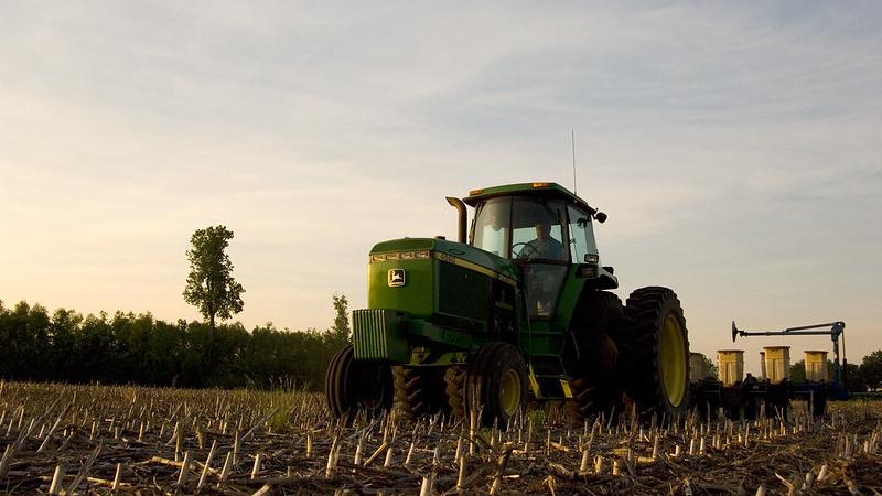 5 Equipment Manufacturing Trends to Watch in 2023