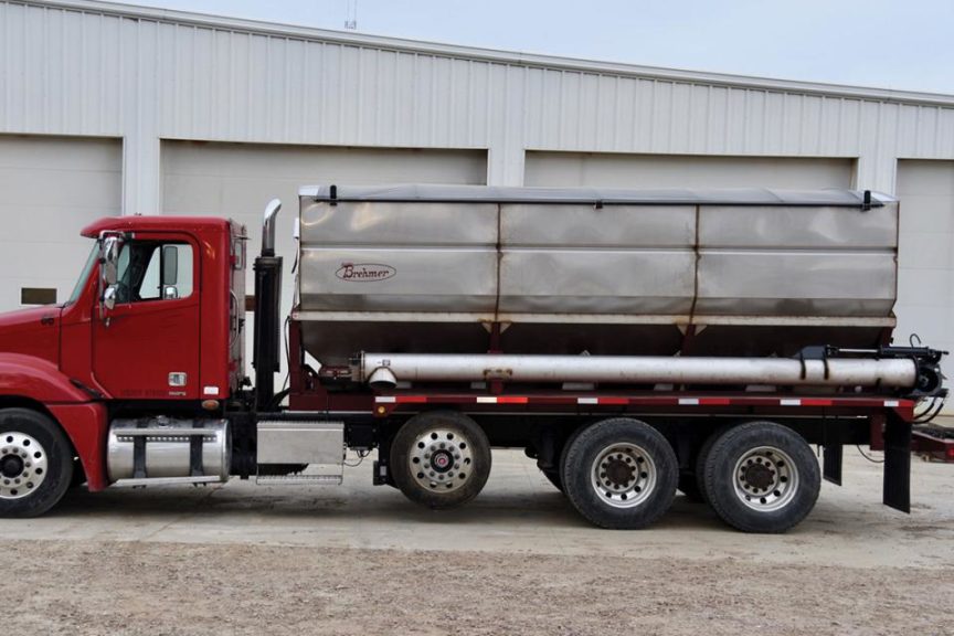 Side Discharge, Truck Mount Fertilizer Tenders