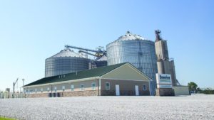 CropLife 100 and CommoditAg: 9 Leading Ag Retailers That Have Partnered With the Ecommerce Network