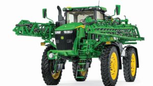 Deere’s 400 and 600 Sprayer Lines Focus on Comfort, Application Quality