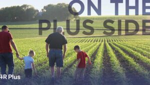 Iowa Farmers Share Their ‘Plus Side’ Experiences Using 4R Plus Practices