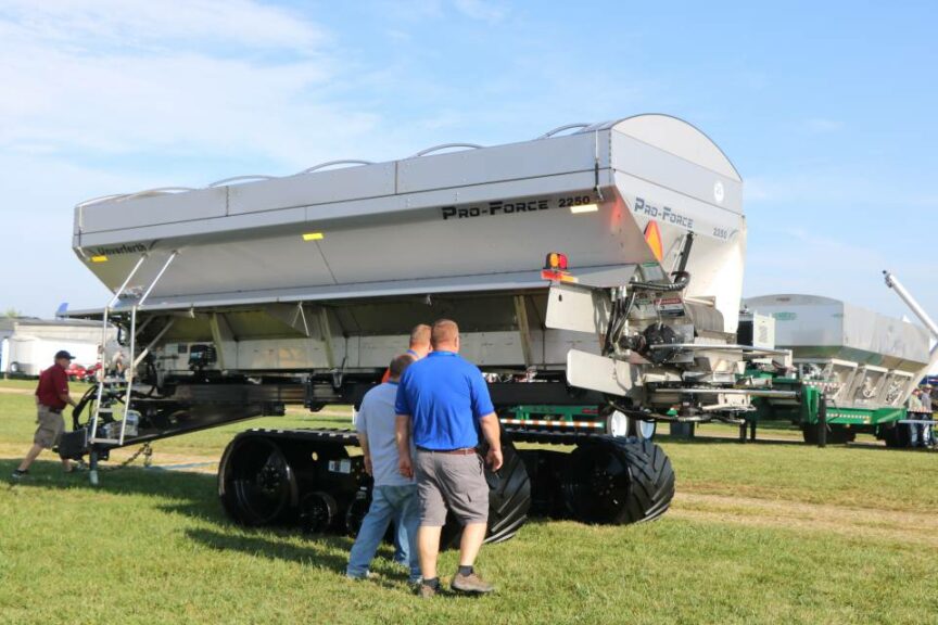 U - Unverferth Pro-Force Dry Spreaders