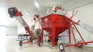 BRANDT Facility Tour Highlights Enhanced Seed Treatment Capabilities, Fertilizer Storage