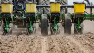 How Ag Retailers, Growers Are Getting the Most Value From Seed