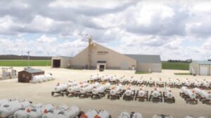 John Deere and Nutrien Ag Solutions Announce Release of Advanced Digital Connectivity