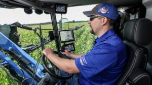 New Holland, Raven Industries Donate Precision Agricultural Education Simulators to FFA Chapters
