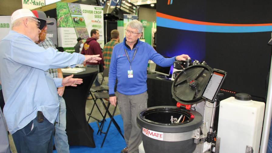 According to Doug Applegate, CEO/Owner at Praxidyn, there is a big difference between efficiency and productivity when considering sprayer performance.