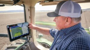 In-Cab Systems Taking ‘Baby Step’ Towards More AI