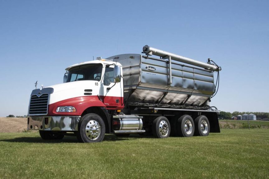18’ Overhead Discharge Tender Truck with Top-Mounted Orbital Motor