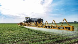 John Deere Announces See & Spray Premium Availability on 2025 Hagie STS Sprayers