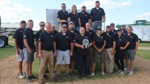 New Leader’s NL720 Spreader Wins 2024 ShowStopper Award