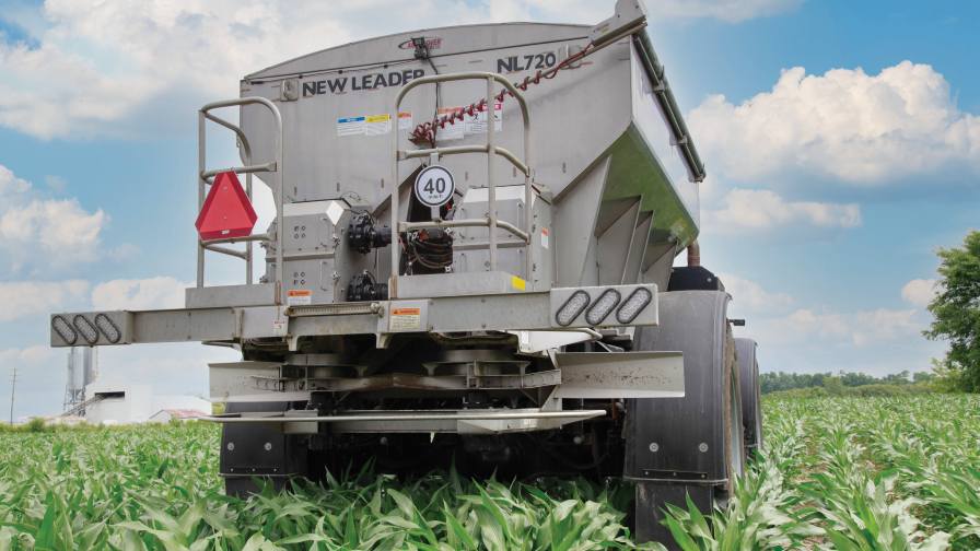 ew Leader’s NL720 spreader. Photo: New Leader