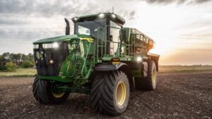 12 Fertilizer Spreaders That Will Power the 2026 Application Season