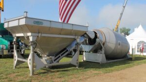Fertilizer Blending Solutions That Support Accuracy, Throughput, and Growth