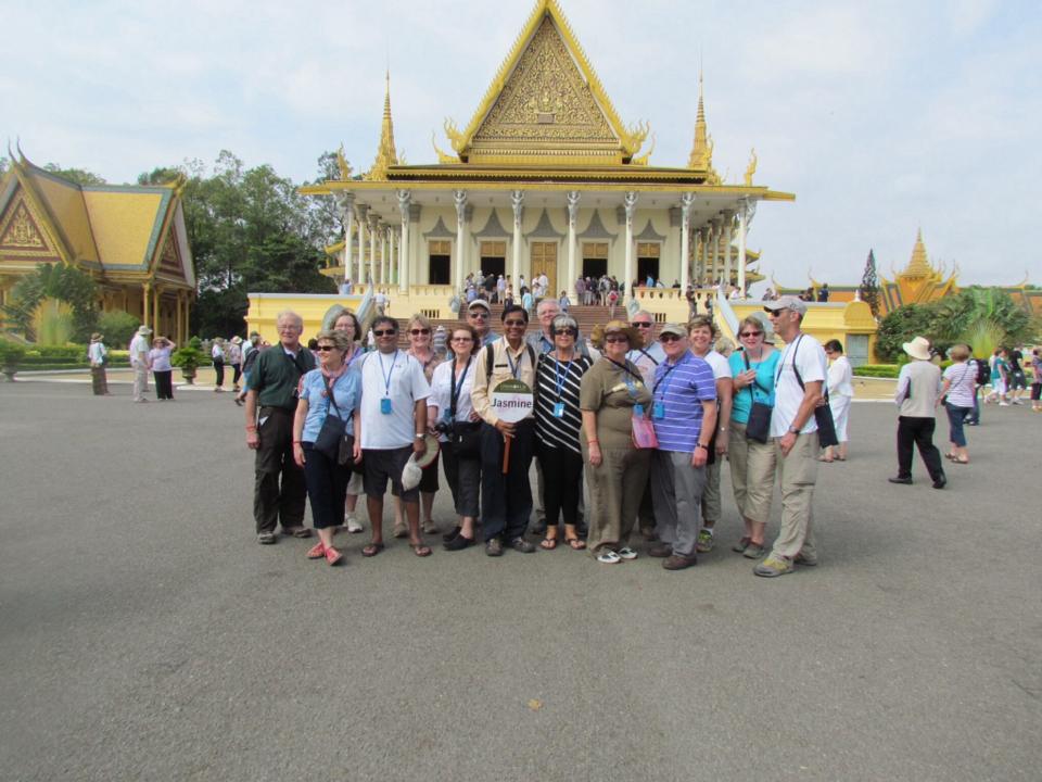 Group photo at the Royal Palace in Phnom Penh - March 10, 2014