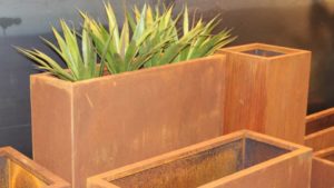 PergolaKitsUSA Names Its Top 5 TikTok-Driven Garden Trends From 2023