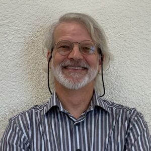 John Lindbo, Sakata