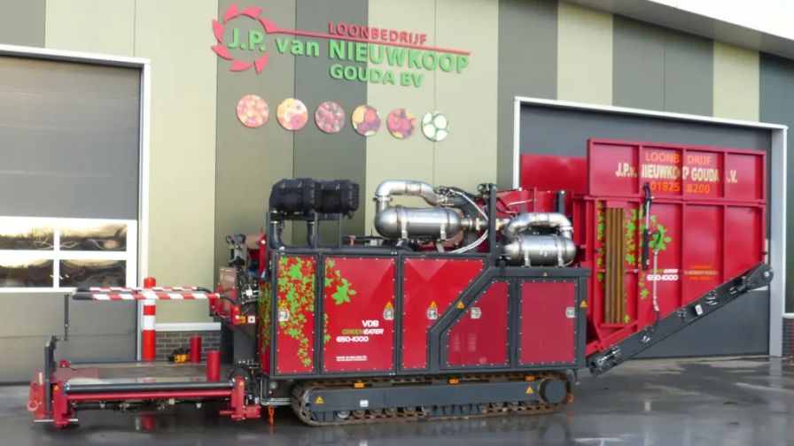 2018 Niebro 650-1000 Self propelled track forage harvester from Loonbedrijf J.P. van Nieuwkoop Gouda B.V. through Troostwijk Auctions