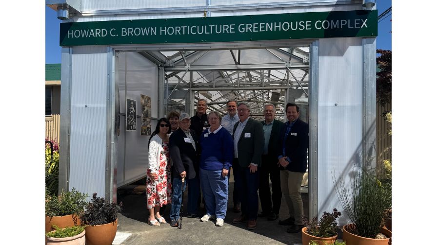 Sakata’s Justin Davis, Senior Sales & Marketing Director of Vegetables, and Kristopher Carlsson, Senior Research and Development Manager of Ornamentals, attend grand opening of the Howard C. Brown Horticultural Greenhous Complex renovations.