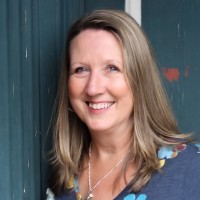 christine pernell headshot