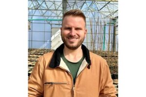 Andy Fields (Goodmark Nurseries – IL) of the HRI Leadership Class of 2027.