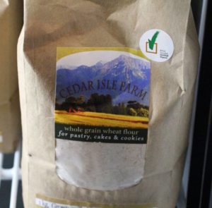 Cedar Isle Farm whole grain wheat flour