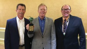 2016 USApple Conference: Promising Crop, Apple Grower Of The Year Honored