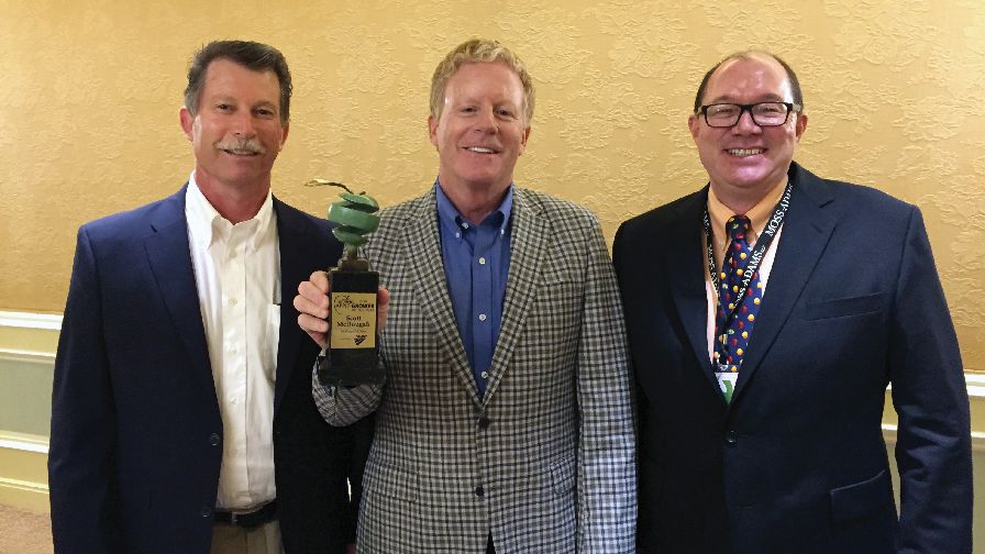 2016 USApple Conference: Promising Crop, Apple Grower Of The Year Honored