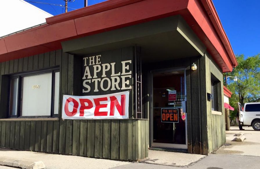 Market In Wisconsin Gets Confused For iPhone Dealer