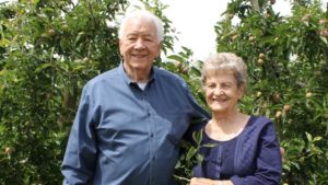 2014 Apple Grower Of The Year Bill Evans Dies
