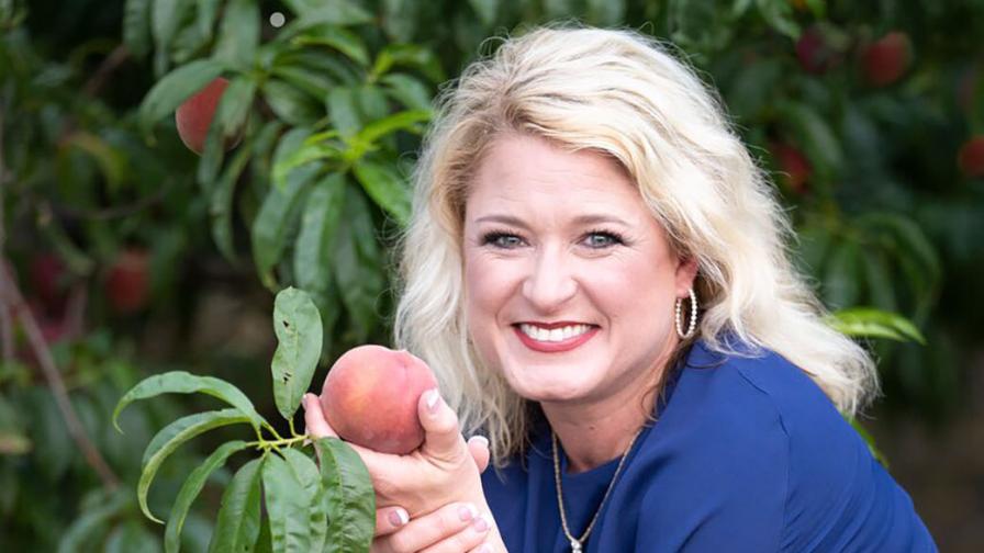Pandemic Impact: People Have Changed the Way They Buy Peaches
