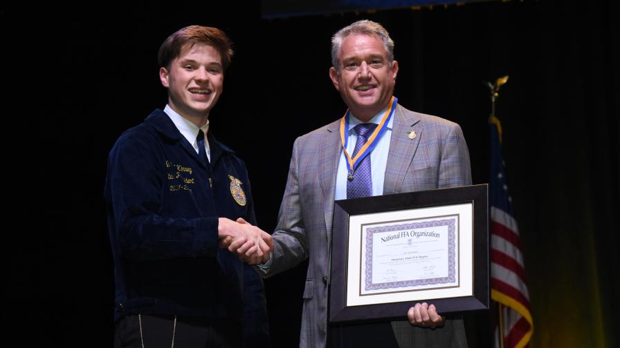 Walt Dasher receives honorary award from Georgia FFA