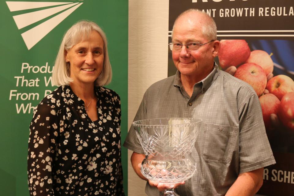 Why Happiness and the Apple Grower of the Year Award Make a Great Pair