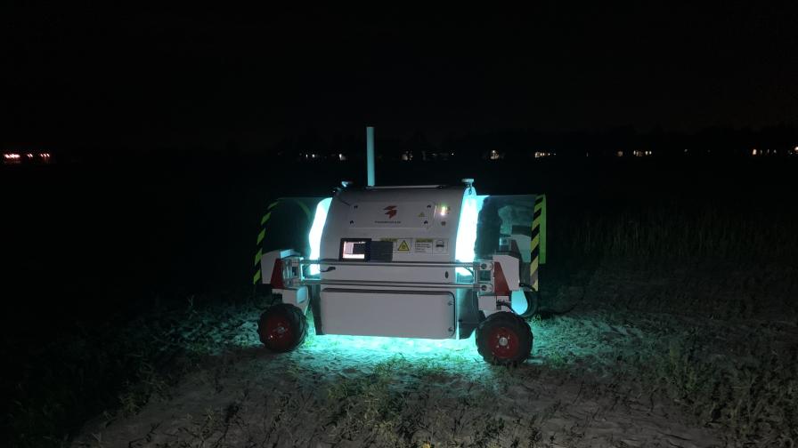 UV light technology used to control twospotted spider mites in Florida strawberry crops
