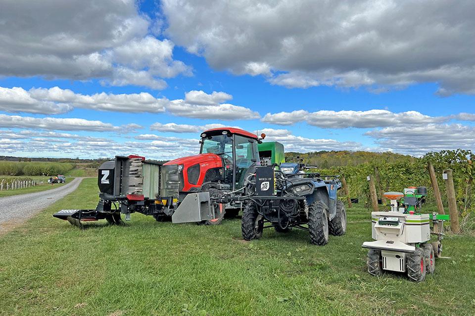 Group of targeted sprayers in the field