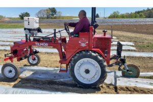 520 Cultivating Tractor (Tilmor)