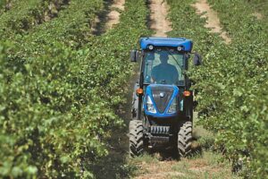 T4V Tractors (New Holland)