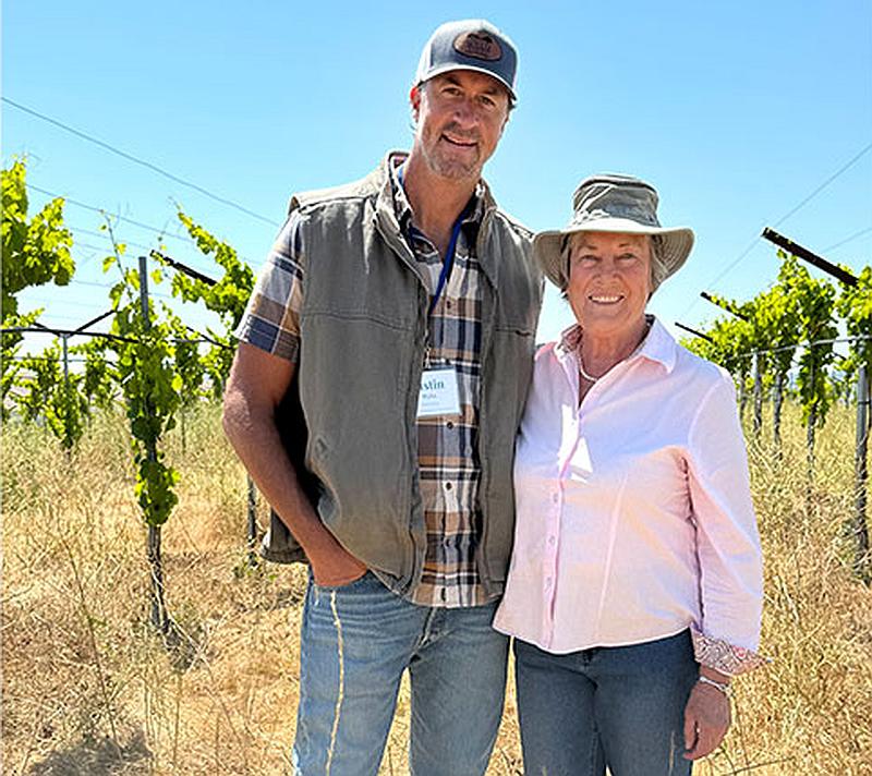 Justin Wylie with soil ecologist Christine Jones