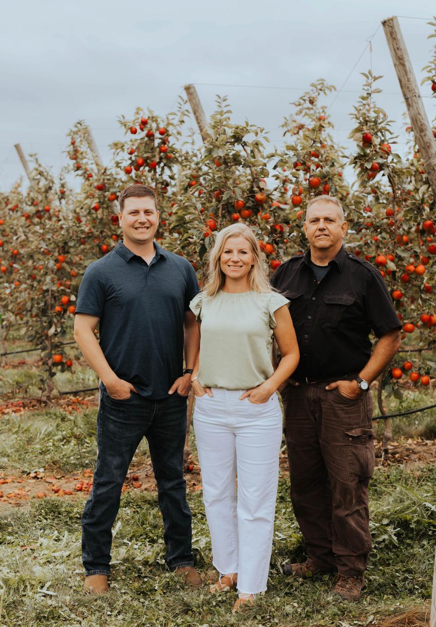 2026 Apple Grower of the Year Bobby Brown III with Beth Brown and Eric Brown of Orchard Dale Fruit Co.