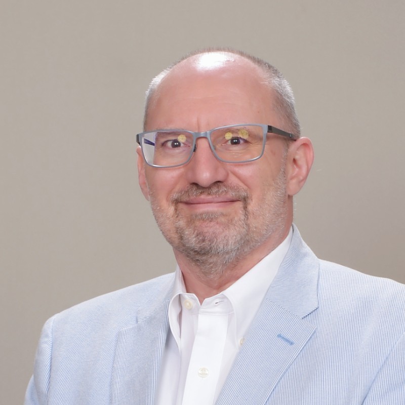 hire freelance medical device writing expert stephane gobron