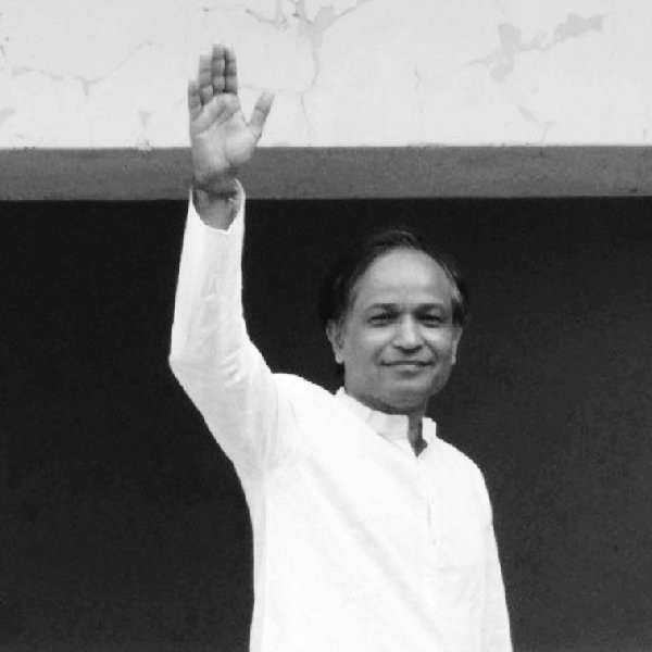 Takan B. - MLISc - Subject Matter Expert from Kolabtree