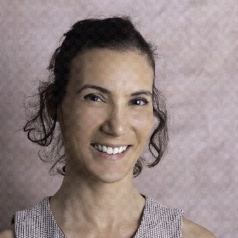 diana ribeiro marketing freelancer for hire