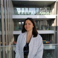 Justine L. - PhD in Cancer Biology and Immunology - Subject Matter Expert from Kolabtree