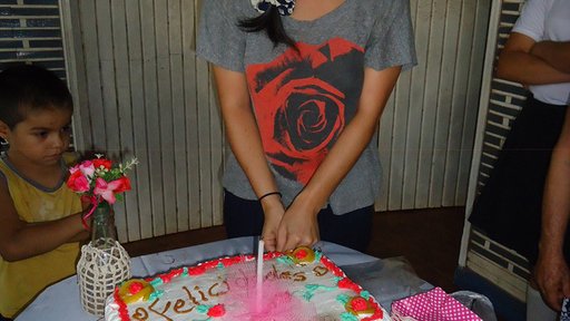 Kaitlyn Saruwatari cake