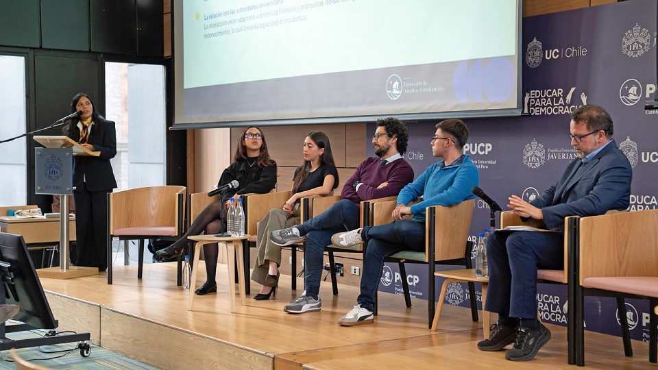 Retos para fortalecer la democ