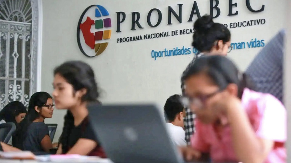 Becas Bicentenario 2026: el or