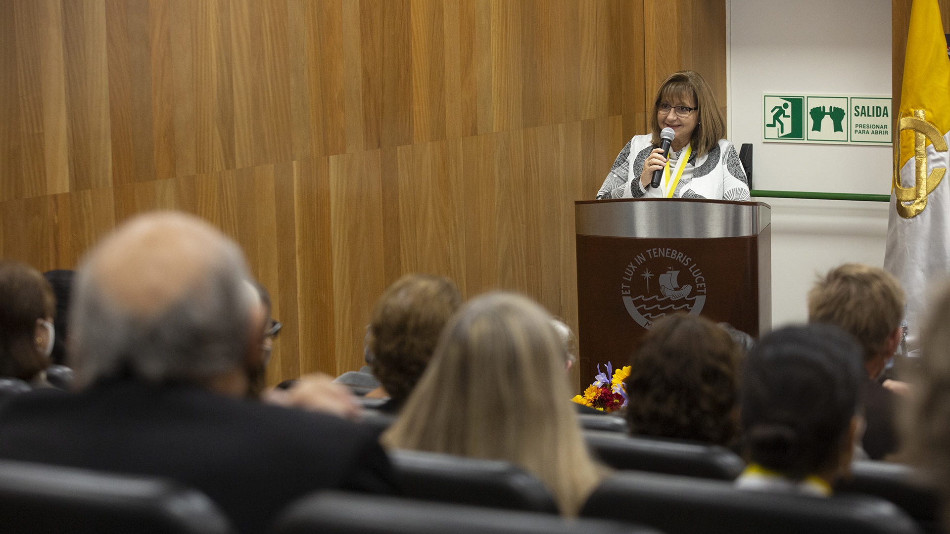 Dra. Matilde Ráez es reconocida como profesora emérita de la PUCP