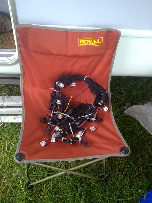 Packed 20m 10 elements wirebeam antenna