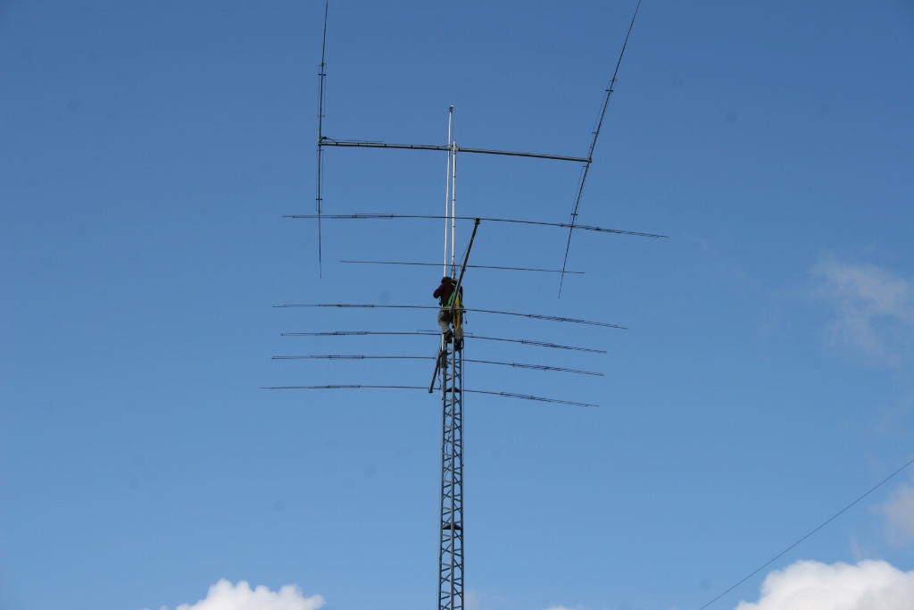 VE4TTH Callsign Lookup by QRZ Ham Radio